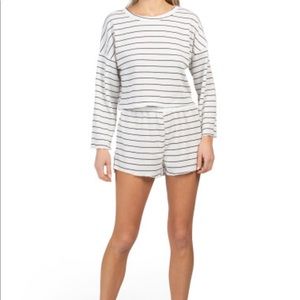 Poof juniors 2pc striped short set